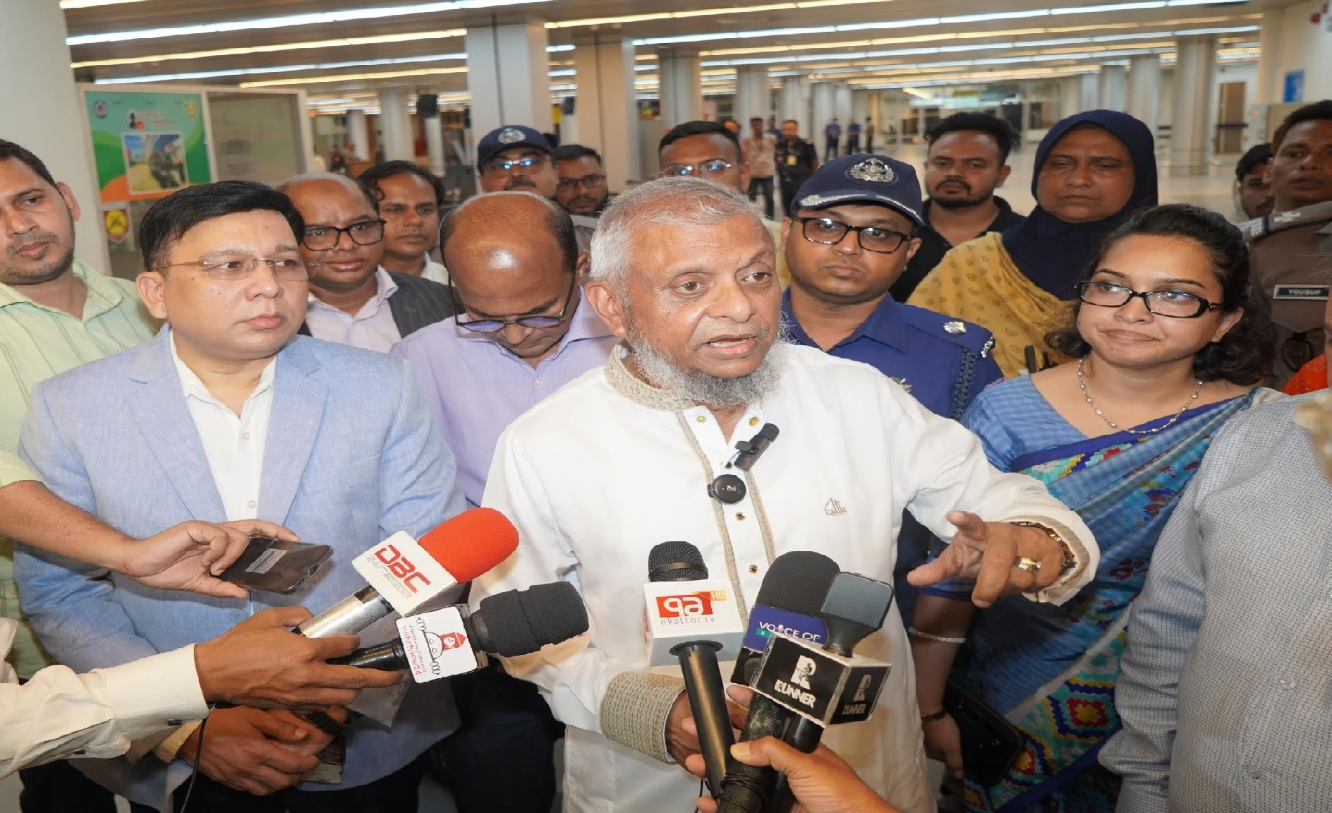 জুলাইয়ের মধ্যে মালয়েশিয়ার শ্রমবাজার নিয়ে সুখবর আসবে-প্রবাসীকল্যাণ মন্ত্রী