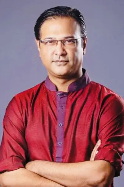 একাত্তরে বাবা কেন শান্তি কমিটিতে ছিলেন, জানালেন আসিফ আকবর